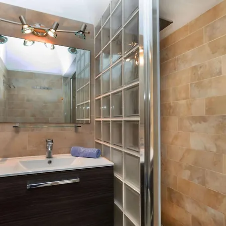 Bayside By Interhome Vila Tossa de Mar